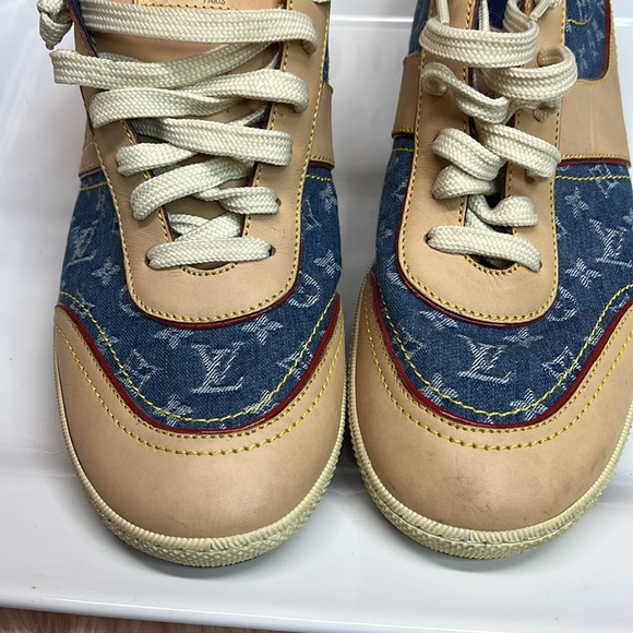 LOUIS VUITTON VINTAGE SNEAKERS - Picture 10 of 13